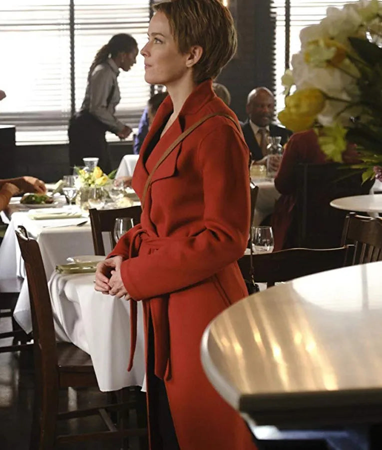 A Million Little Things S02 Ep15 Allison Miller Coat