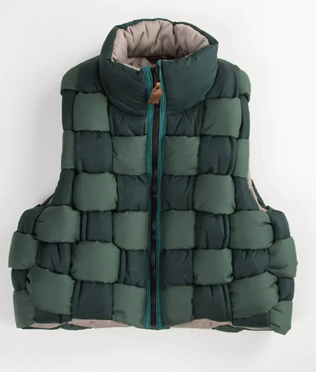 And Just Like That S02 Lucie McKenzie Green Checkered Puffer Vest