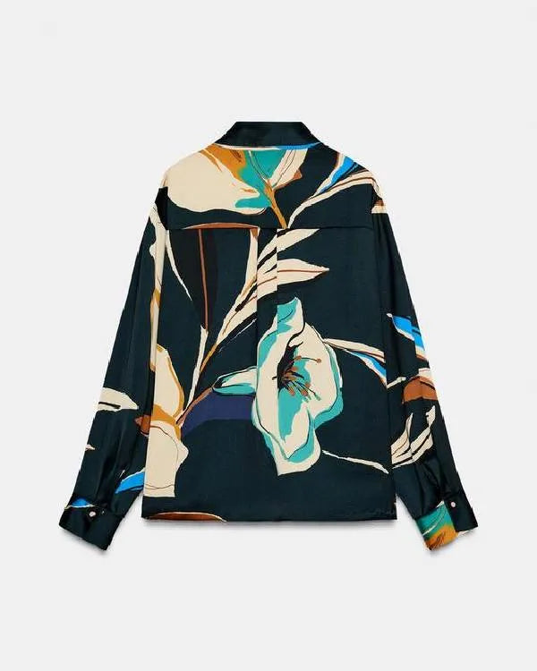 Good Morning America Janai Norman Navy Floral Button Down Blouse
