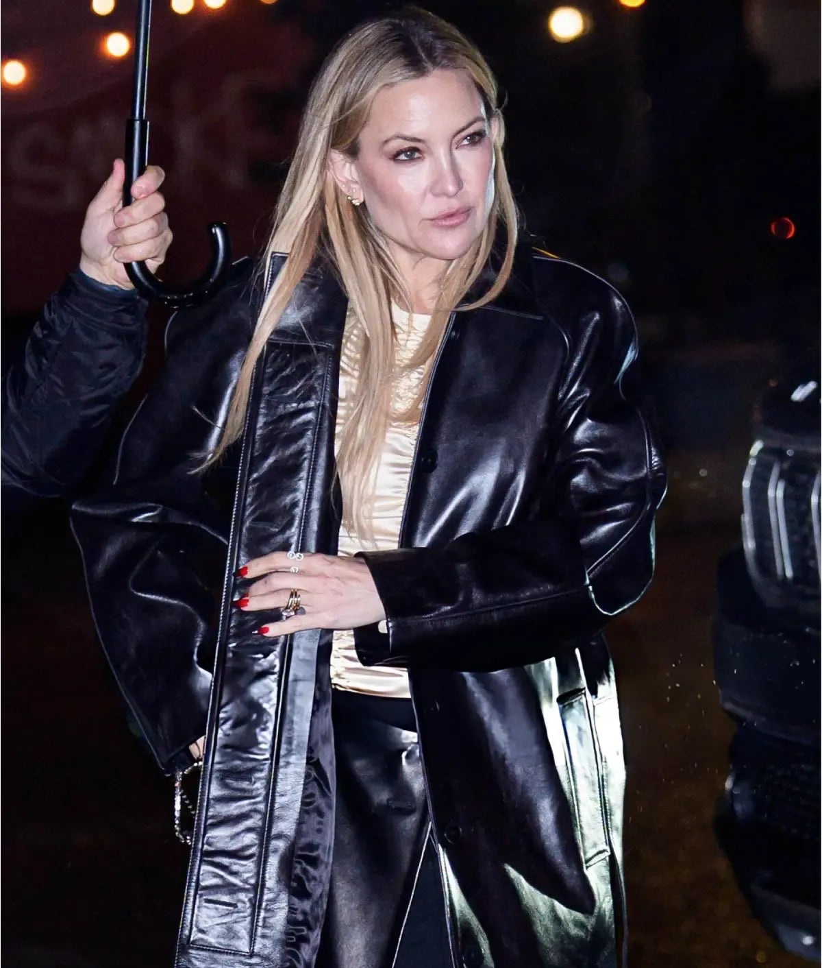 Kate Hudson NYC 2026 Black Coat