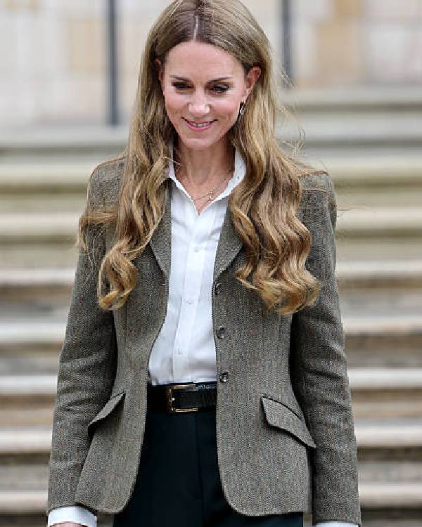 Kate Middleton The National History Museum’s Gardens Blazer WorthVee