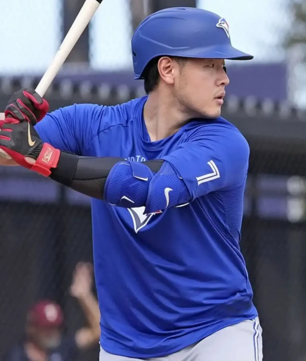 Kazuma Okamoto Toronto Blue Jays Workout T-Shirt