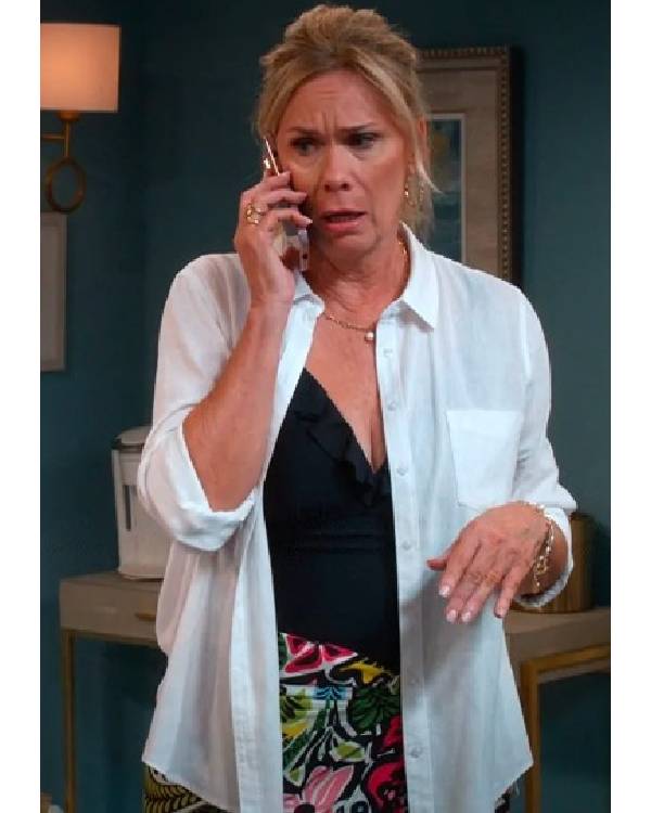Leanne S01 Leanne Morgan White Shirt Clanton Jacket