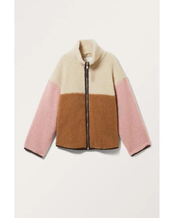 Run Away S01 Ellie Henry Colorblock Fleece Jacket