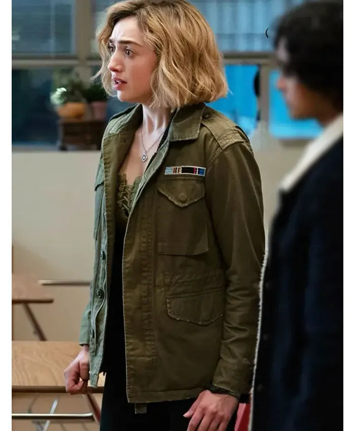 School Spirits S03 Maddie Nears Green Jacket