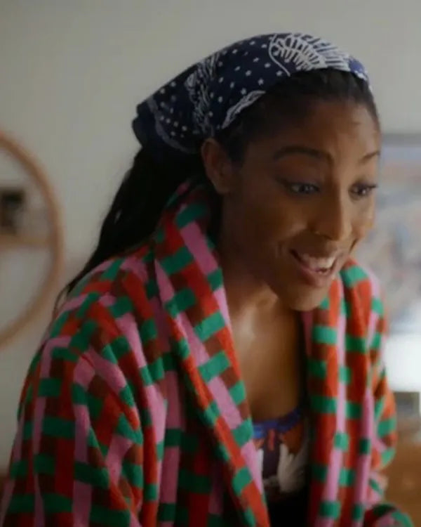 Shrinking S03 Jessica Williams Multicolored Robe