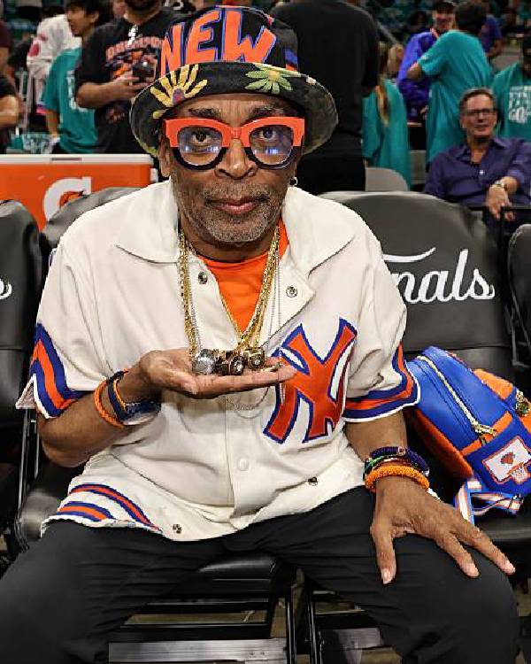 Spike Lee New York Knicks v San Antonio Spurs Striped Shirt WorthVee