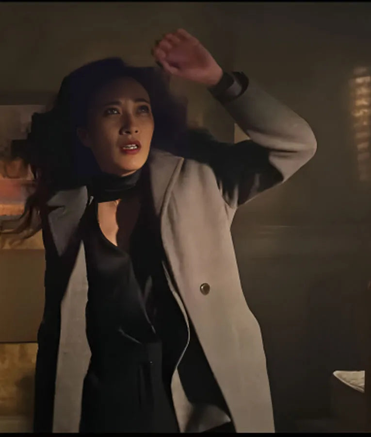 Superman & Lois S04 Lois Lane Grey Coat