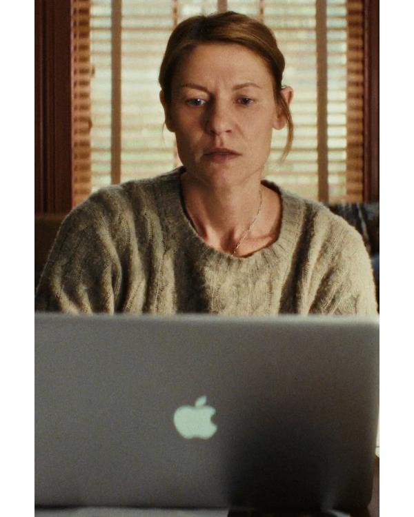 The Beast In Me S01 Claire Danes Green Oversized Sweater