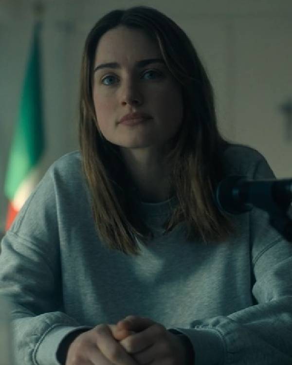 The Twisted Tale of Amanda Knox Grace Van Patten Grey Sweater Shopotiny