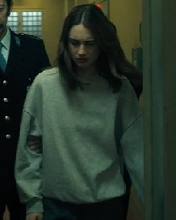 The Twisted Tale of Amanda Knox Grace Van Patten Grey Sweater Shopotiny
