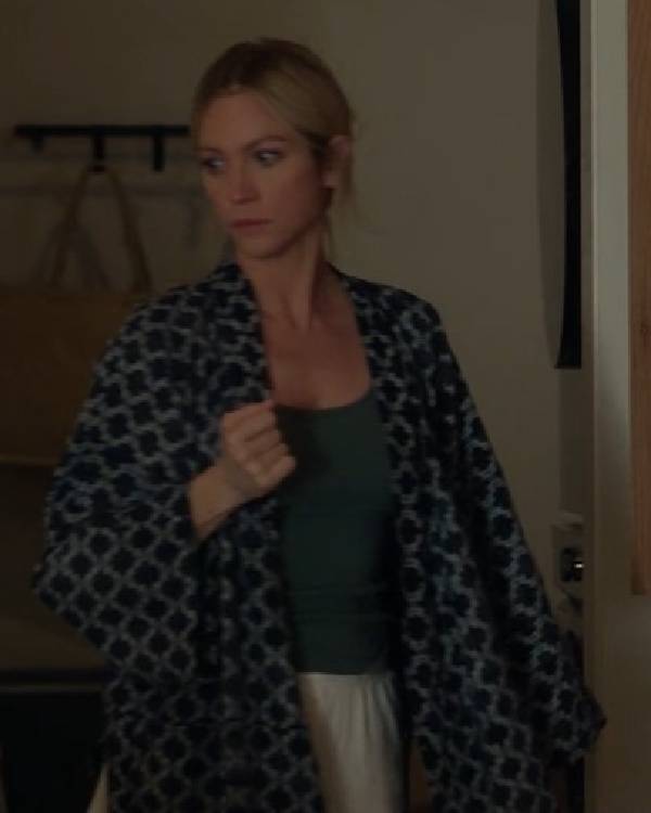 The Hunting Wives Brittany Snow Robe Clanton Jacket