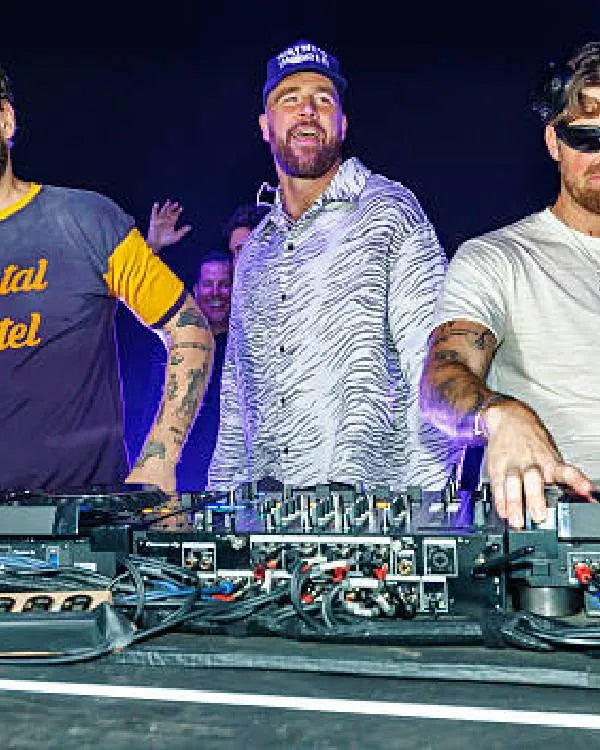 Travis Kelce SI The Party Shirt