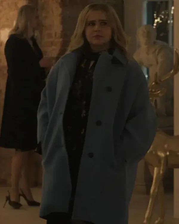 Twelve Dates ‘Til Christmas Mae Whitman Blue Coat WorthVee