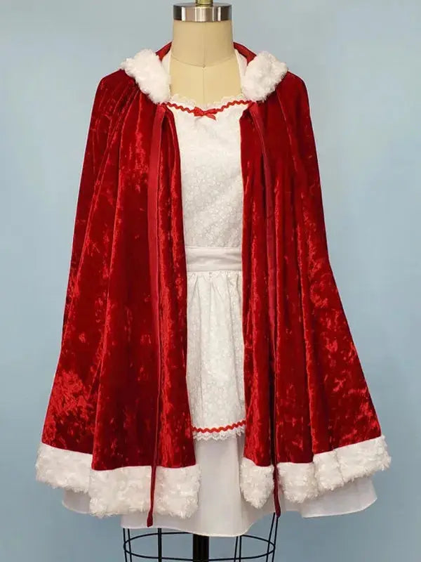 Women’s Red Velvet Cloak WorthVee